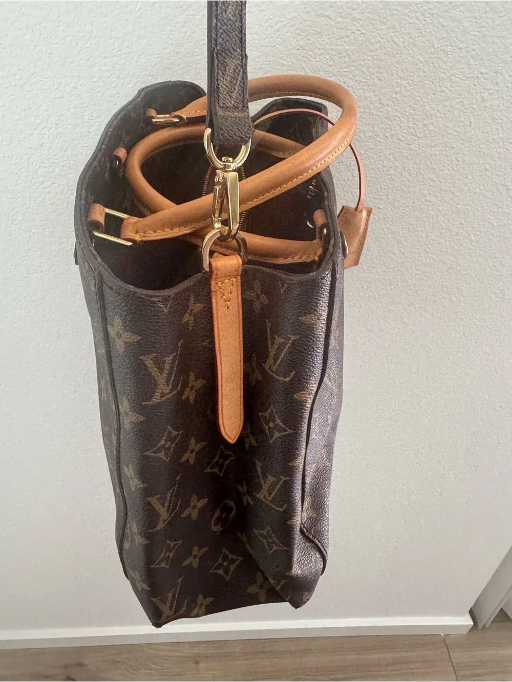 Louis Vuitton  Montaigne Monogram Satchel in Brown and Tan Leather